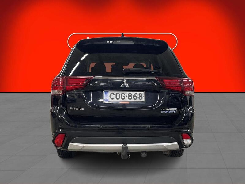 Mitsubishi Outlander PHEV vaihtoauto