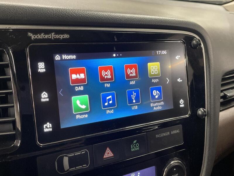 Mitsubishi Outlander PHEV vaihtoauto