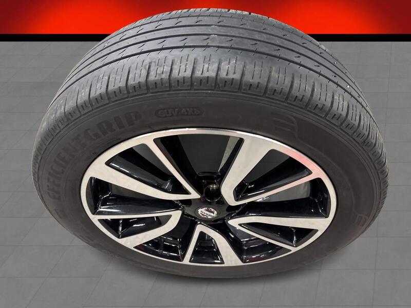 Nissan X-Trail vaihtoauto