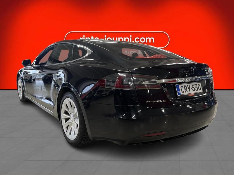 Tesla Model S vaihtoauto