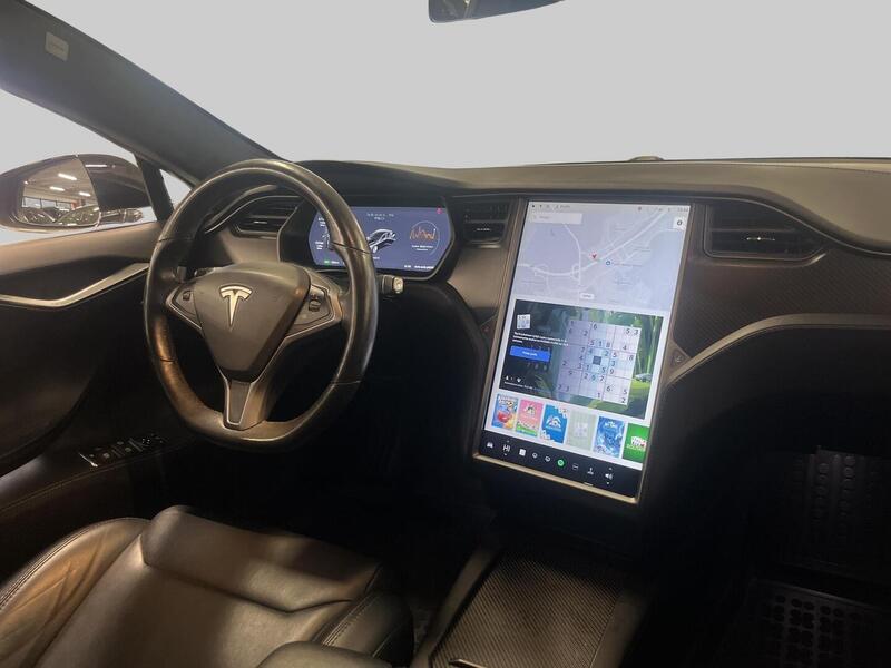 Tesla Model S vaihtoauto