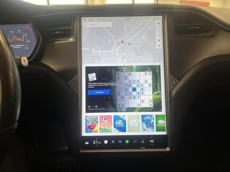 Tesla Model S vaihtoauto