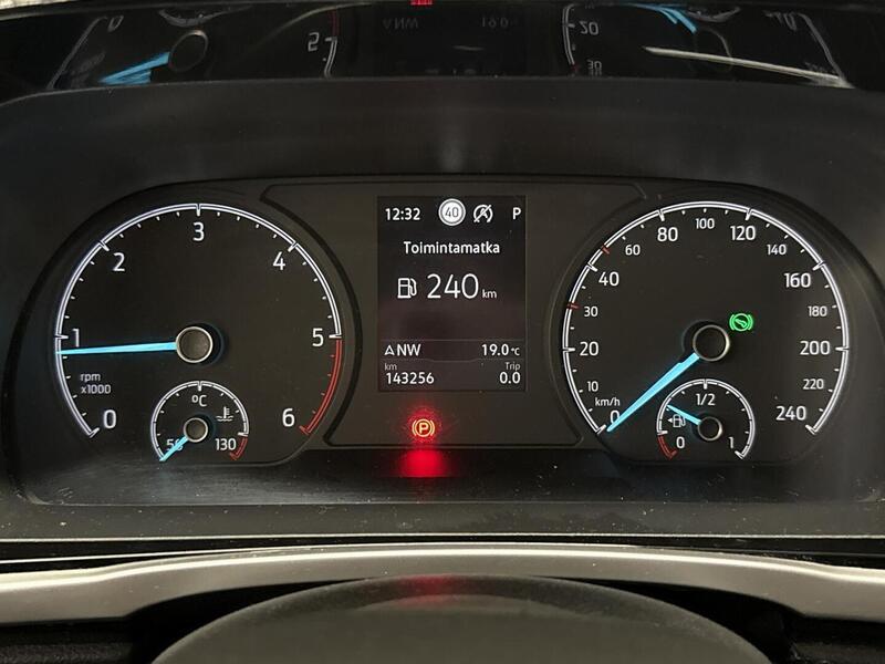 Ford Grand Tourneo Connect vaihtoauto