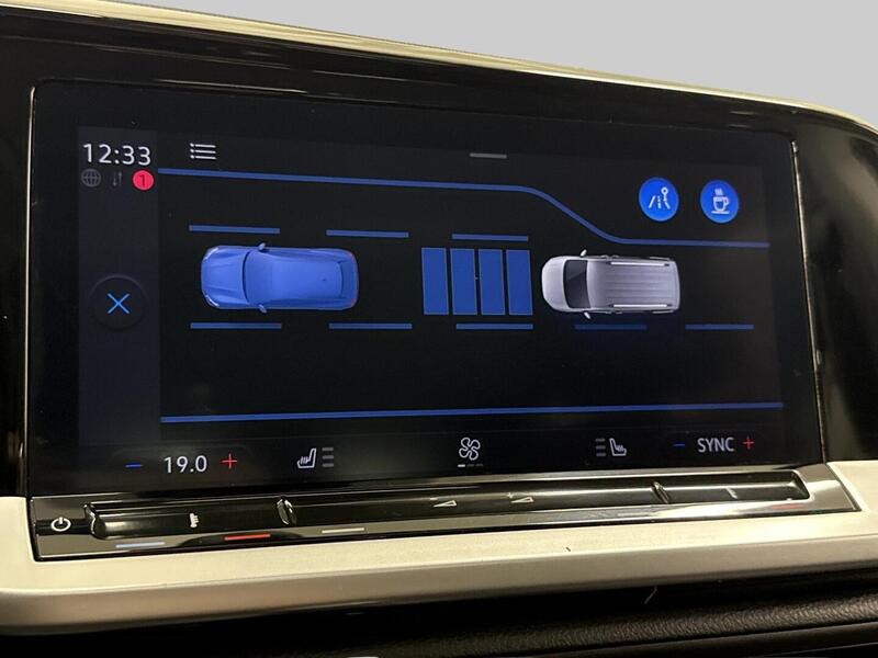 Ford Grand Tourneo Connect vaihtoauto