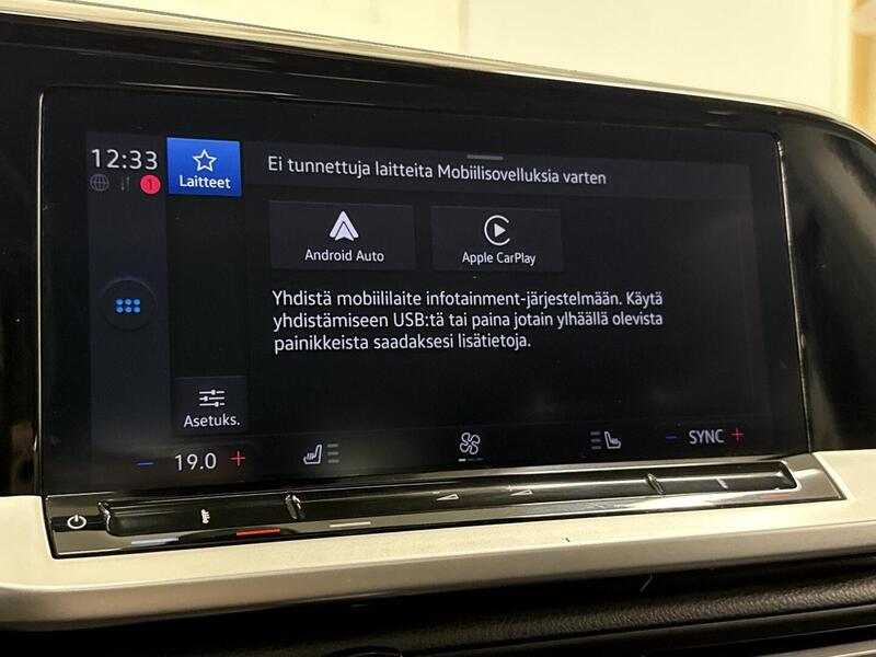 Ford Grand Tourneo Connect vaihtoauto