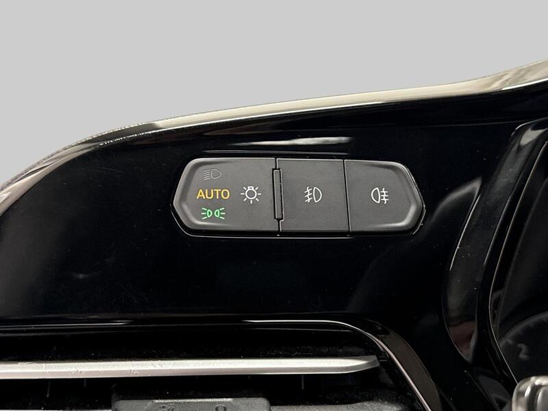 Ford Grand Tourneo Connect vaihtoauto