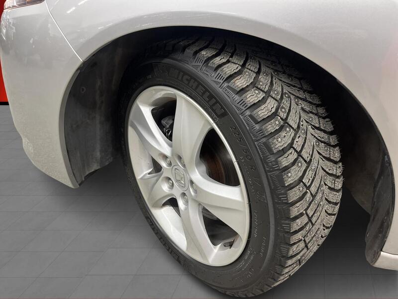 Honda Accord vaihtoauto