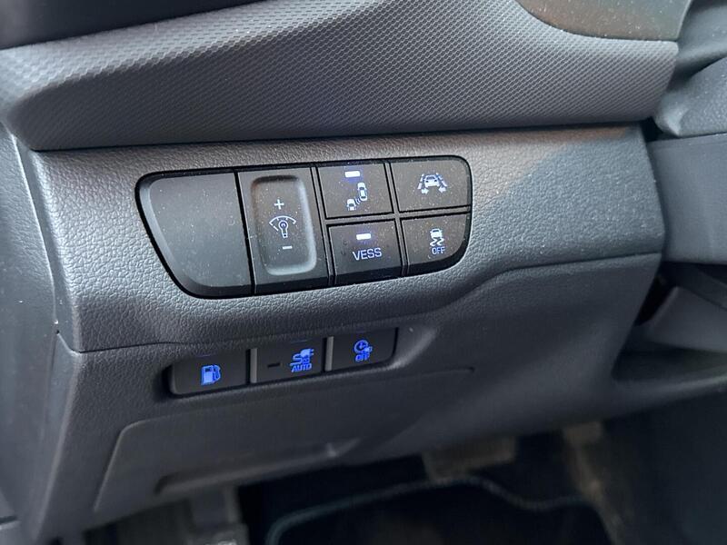 Hyundai IONIQ plug-in vaihtoauto