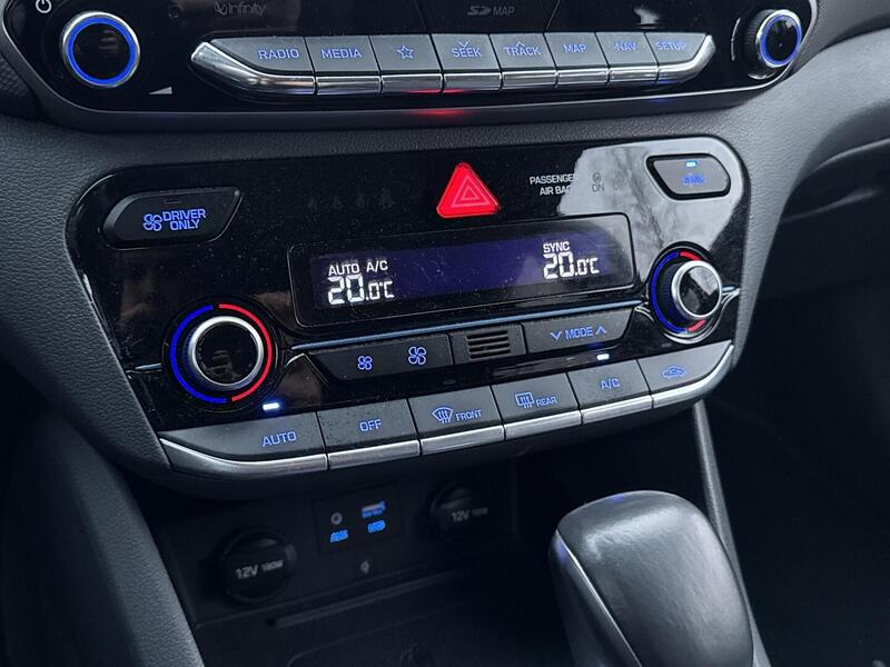 Hyundai IONIQ plug-in vaihtoauto