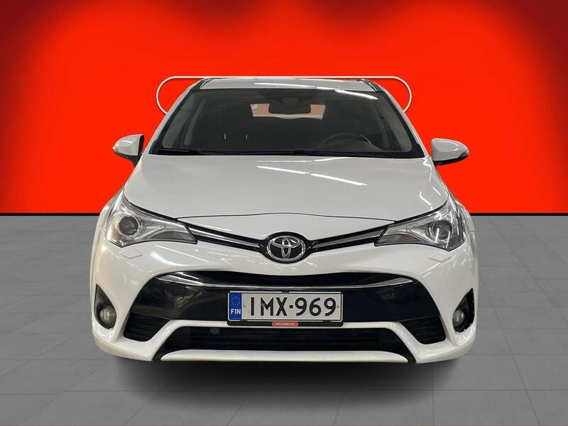 Toyota Avensis vaihtoauto