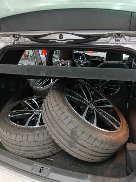 Volkswagen Golf vaihtoauto