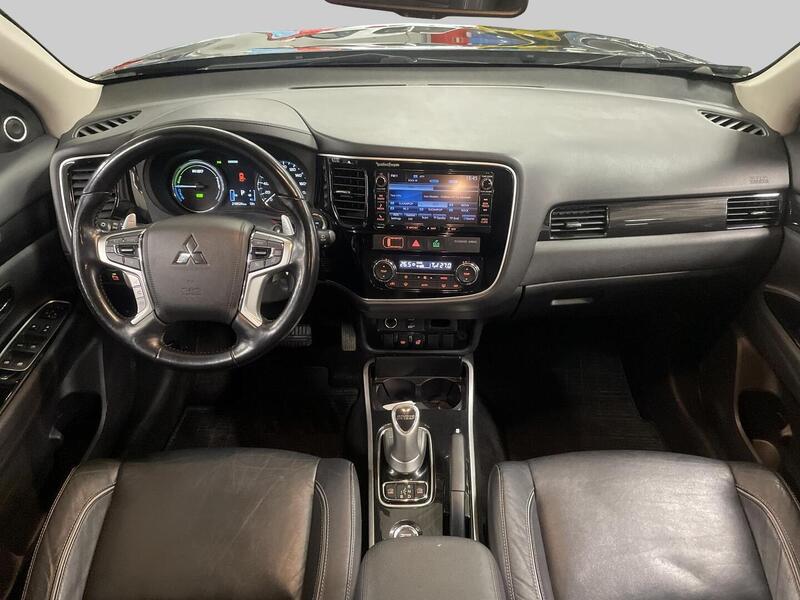 Mitsubishi Outlander vaihtoauto