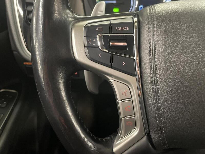 Mitsubishi Outlander vaihtoauto