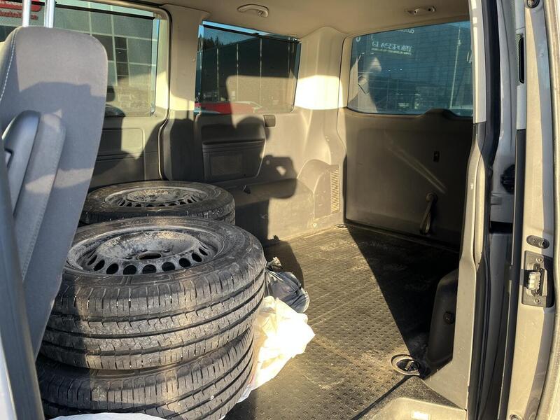 Volkswagen Caravelle vaihtoauto