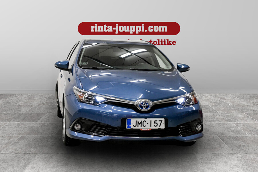 Toyota Auris vaihtoauto