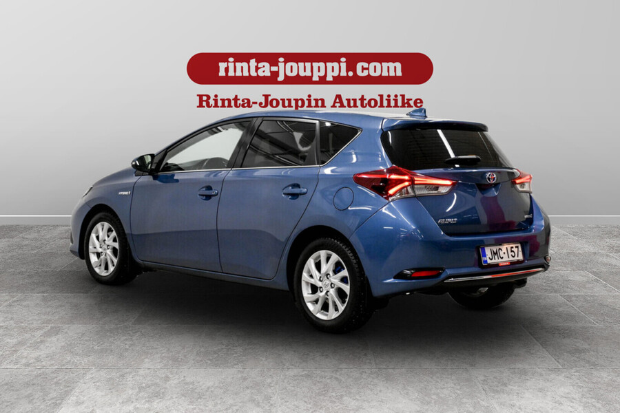 Toyota Auris vaihtoauto