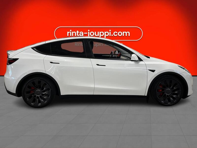 Tesla Model Y vaihtoauto