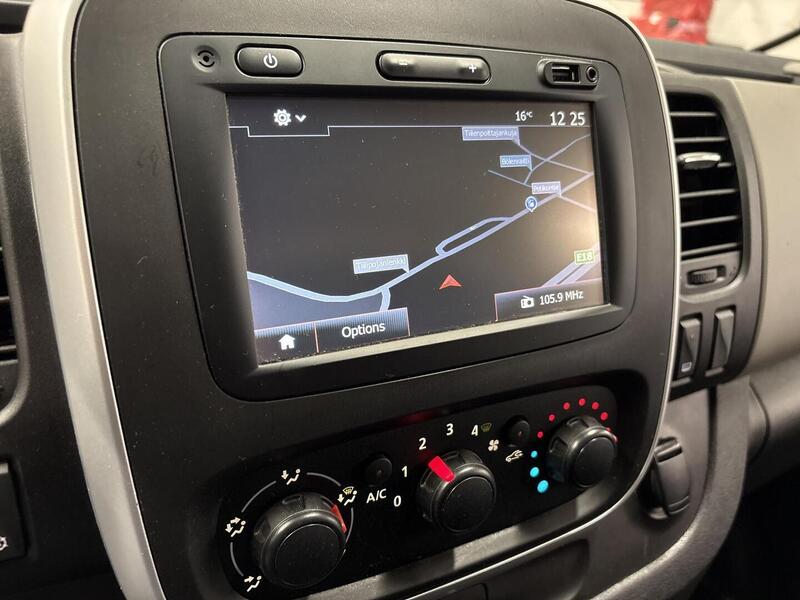 Renault Trafic vaihtoauto