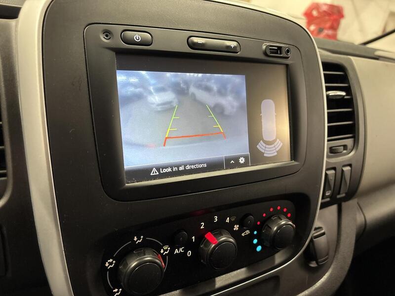 Renault Trafic vaihtoauto