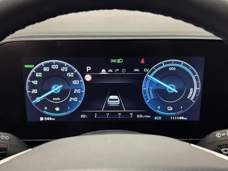 Kia Niro plug-in vaihtoauto