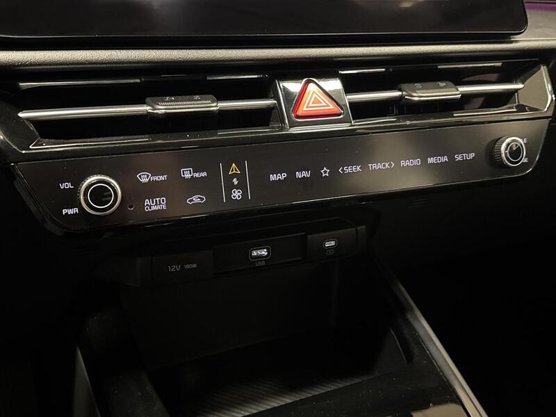 Kia Niro plug-in vaihtoauto