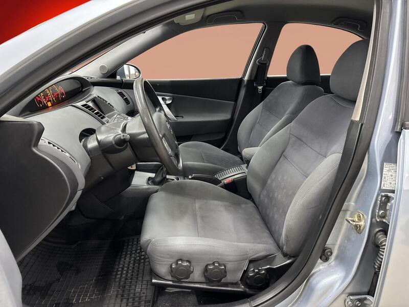 Nissan Primera vaihtoauto