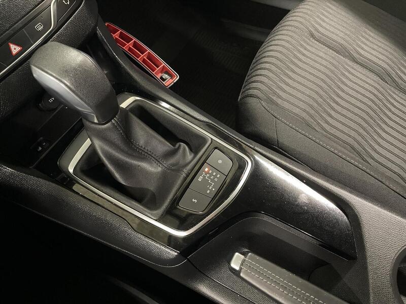 Peugeot 308 vaihtoauto