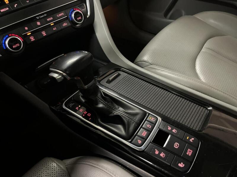 Kia Optima vaihtoauto