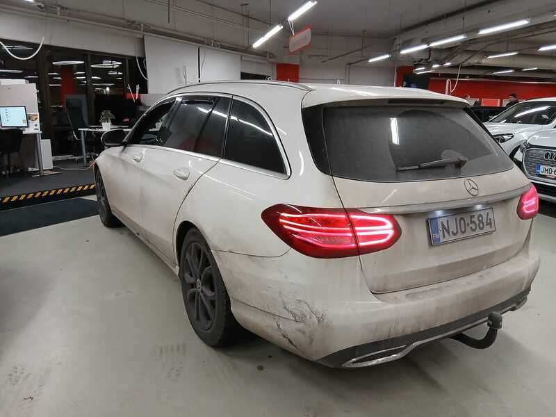 Mercedes-Benz C vaihtoauto