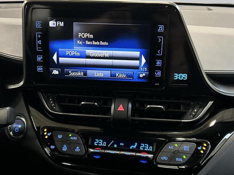 Toyota C-HR vaihtoauto