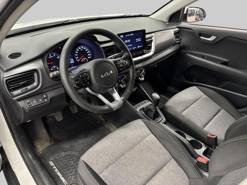 Kia Stonic vaihtoauto