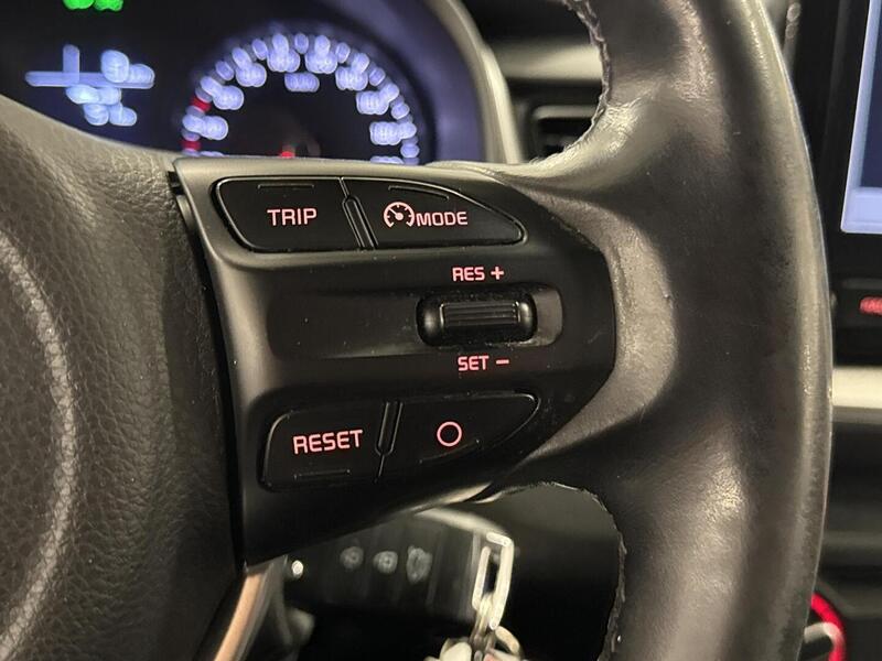 Kia Stonic vaihtoauto