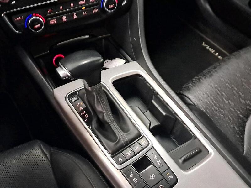 Kia Optima vaihtoauto