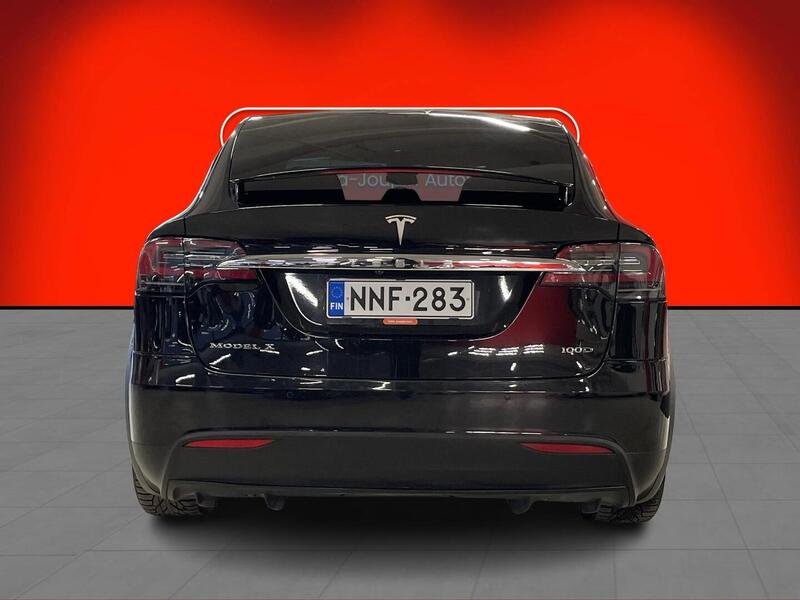 Tesla Model X vaihtoauto