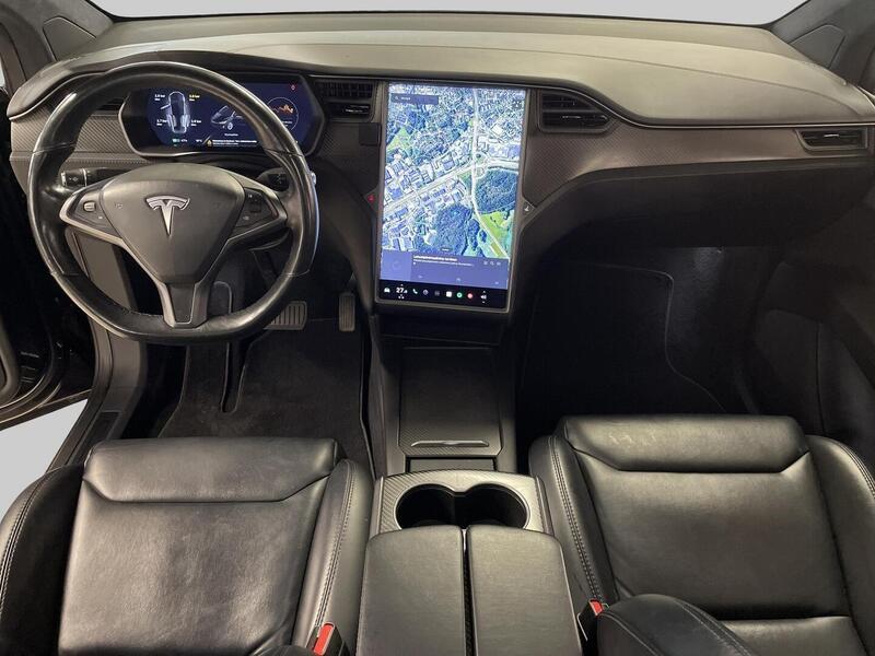 Tesla Model X vaihtoauto