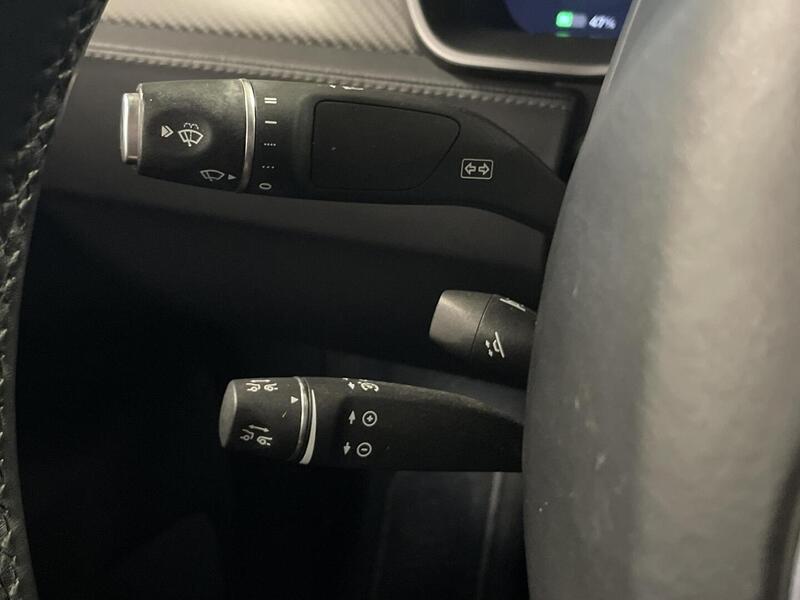 Tesla Model X vaihtoauto