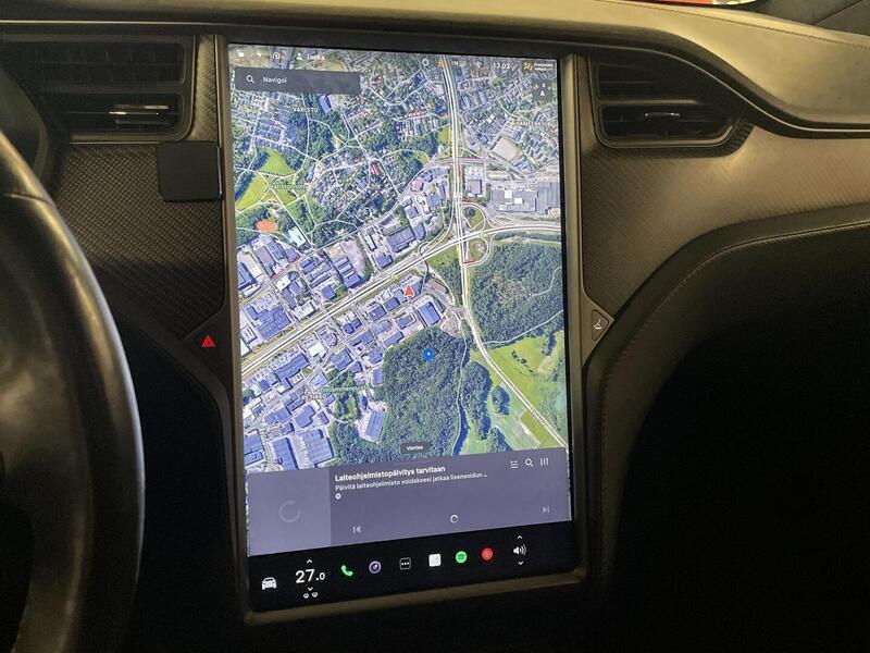 Tesla Model X vaihtoauto