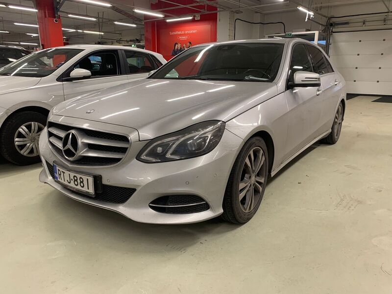 Mercedes-Benz E vaihtoauto