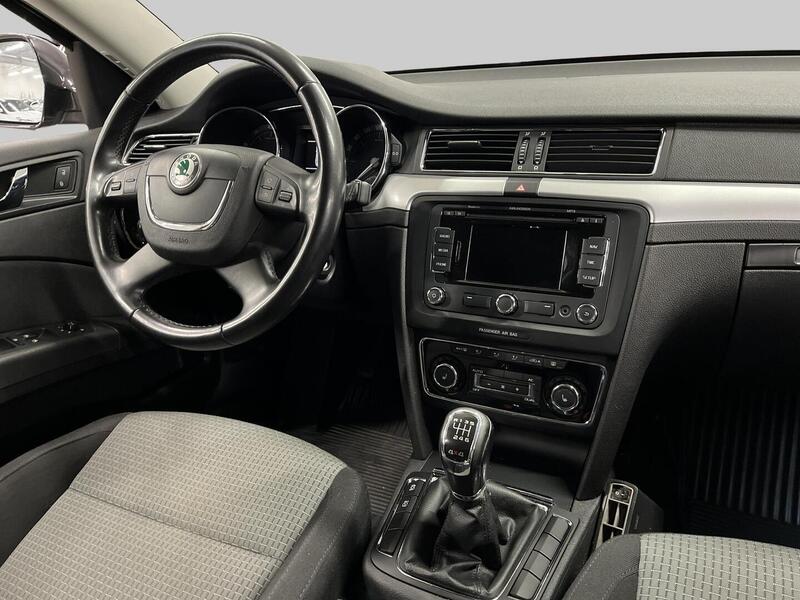 Skoda Superb vaihtoauto