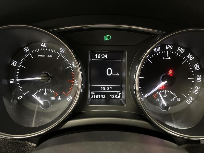 Skoda Superb vaihtoauto