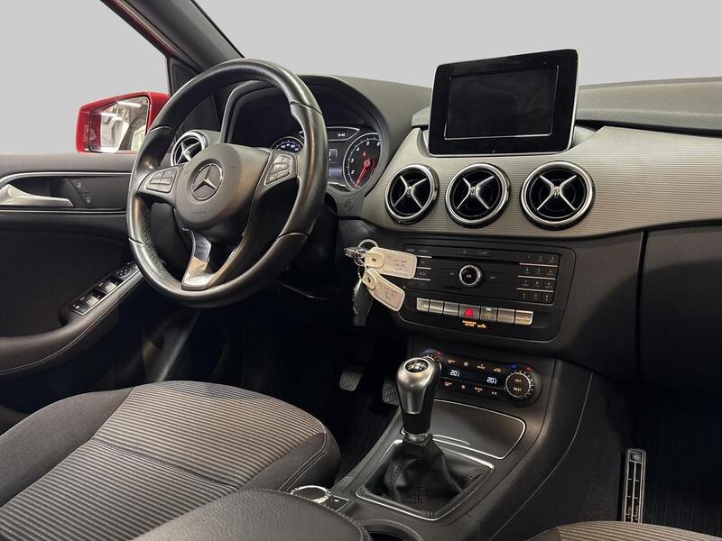 Mercedes-Benz B vaihtoauto