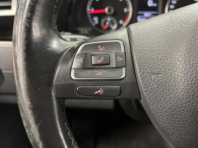 Volkswagen Caravelle vaihtoauto