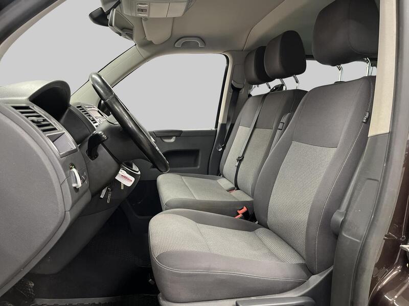 Volkswagen Caravelle vaihtoauto