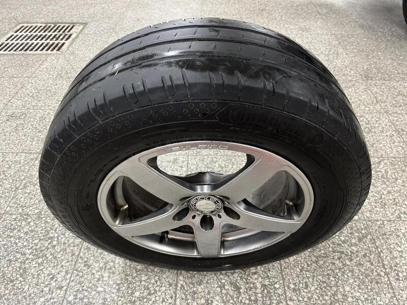 Volkswagen Caravelle vaihtoauto