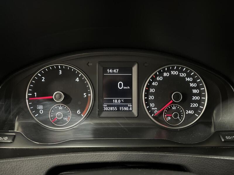 Volkswagen Caravelle vaihtoauto