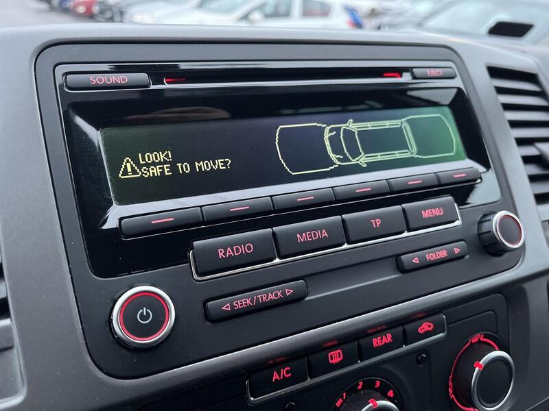 Volkswagen Caravelle vaihtoauto