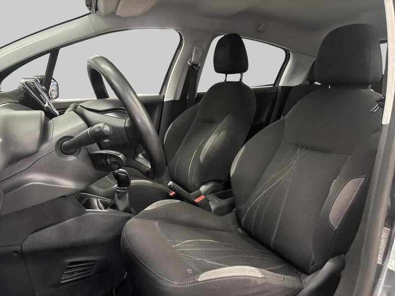 Peugeot 208 vaihtoauto