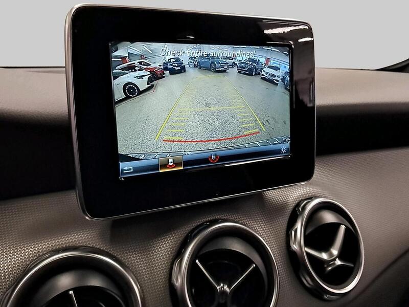 Mercedes-Benz GLA vaihtoauto