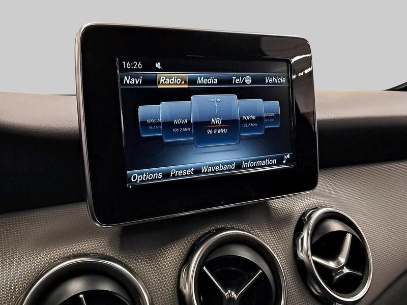 Mercedes-Benz GLA vaihtoauto