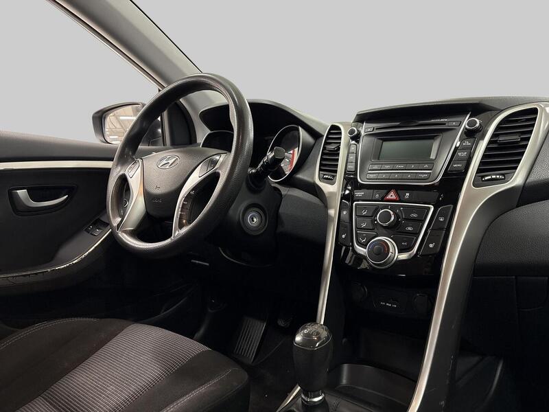 Hyundai i30 5d vaihtoauto